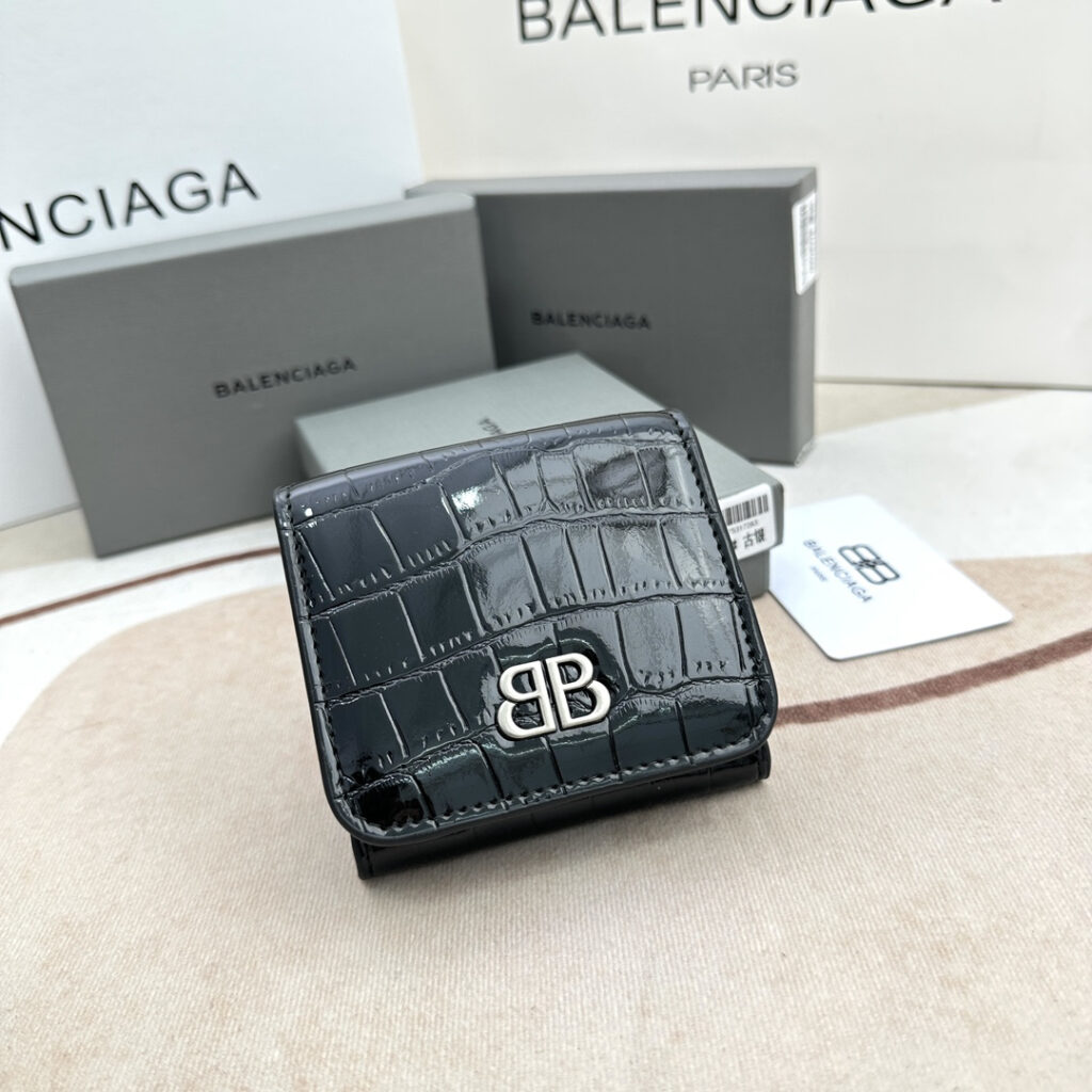 バレンシアガ 「Balenciaga」 クラシックウォレット 財布
