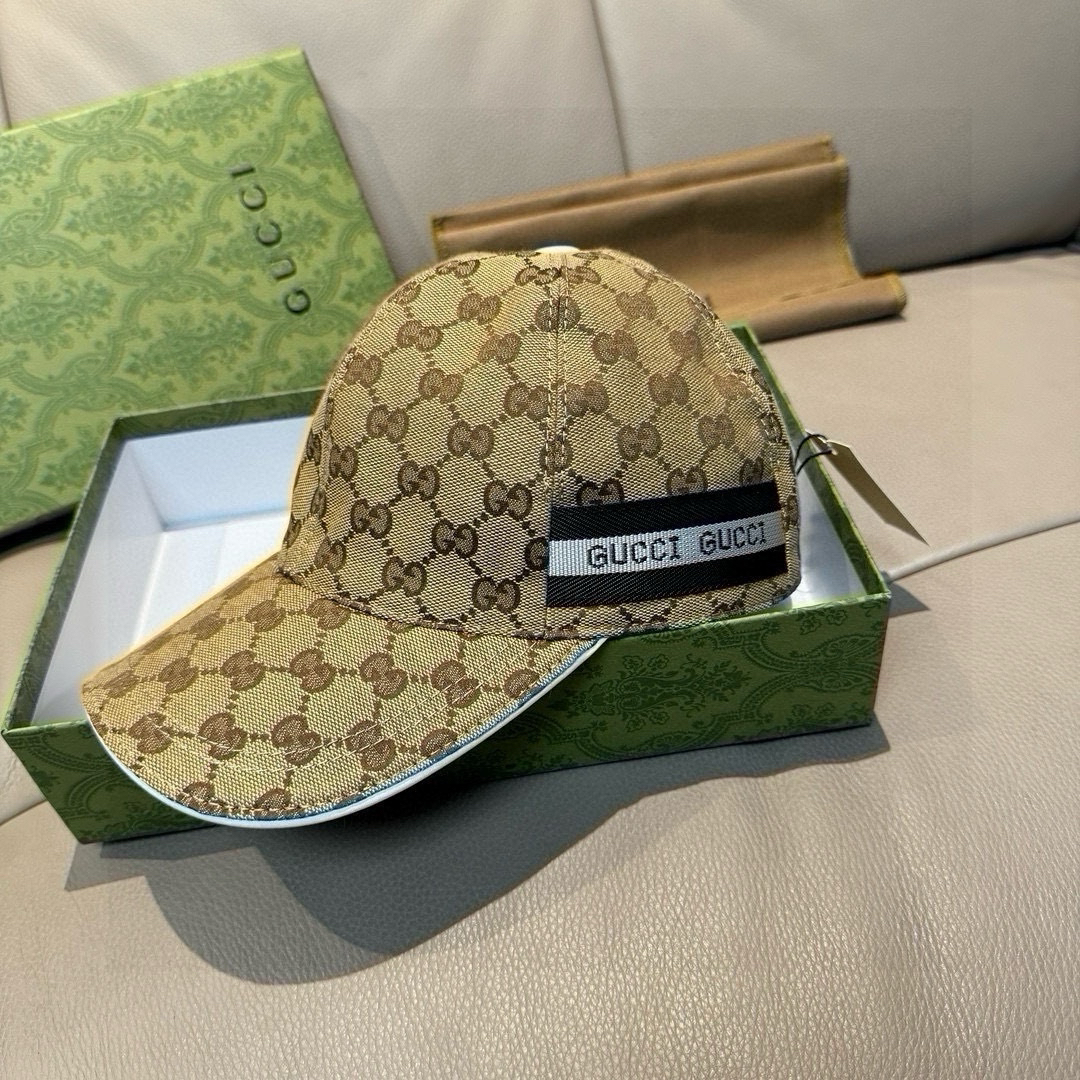 グッチ「Gucci」GGモノグラム ベースボールキャップ