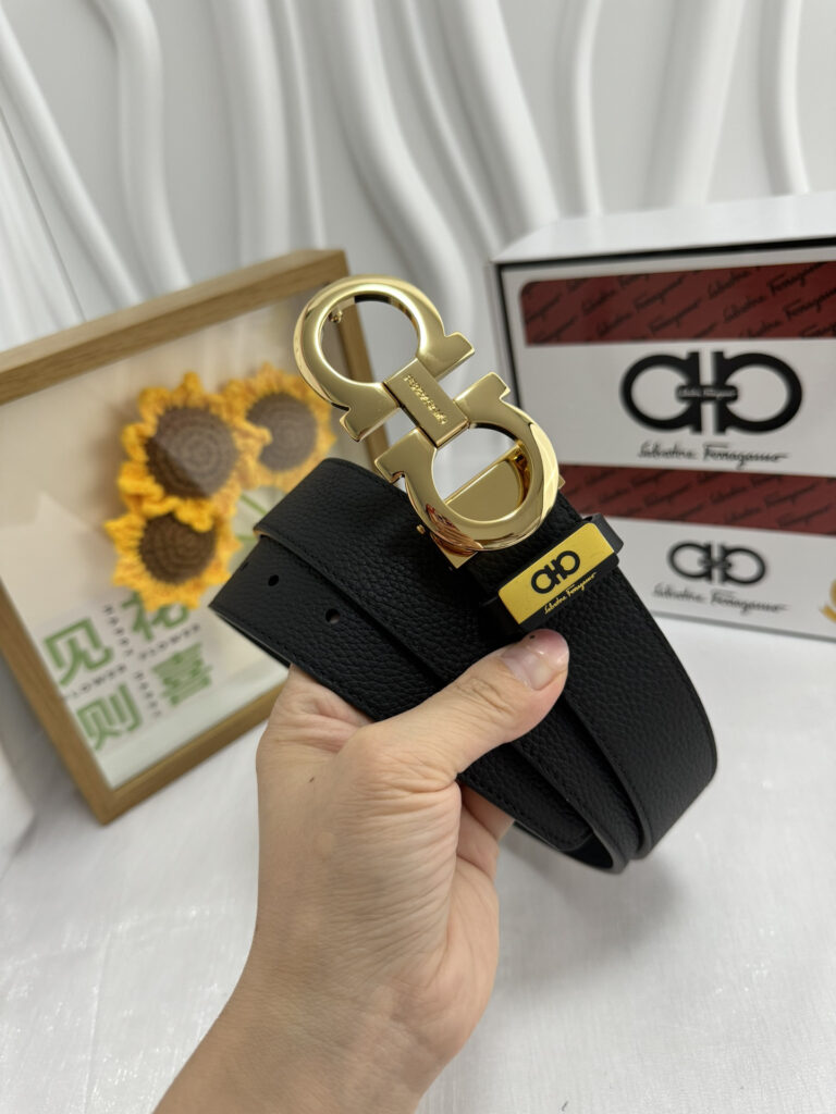 【新規倉庫入り】Salvatore Ferragamo 職人仕上げ高級ベルト「全長約 100cm」