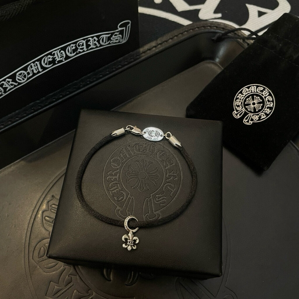 クロムハーツ「Chrome Hearts」ブレスレット - ヴィンテージ＆ロックテイスト ペア用