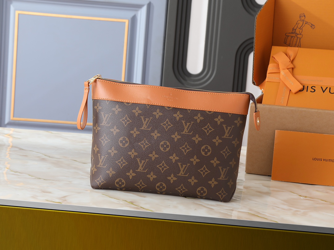 ルイ・ヴィトン「Louis Vuitton」ポシェット・ヴォワヤージュ スープル