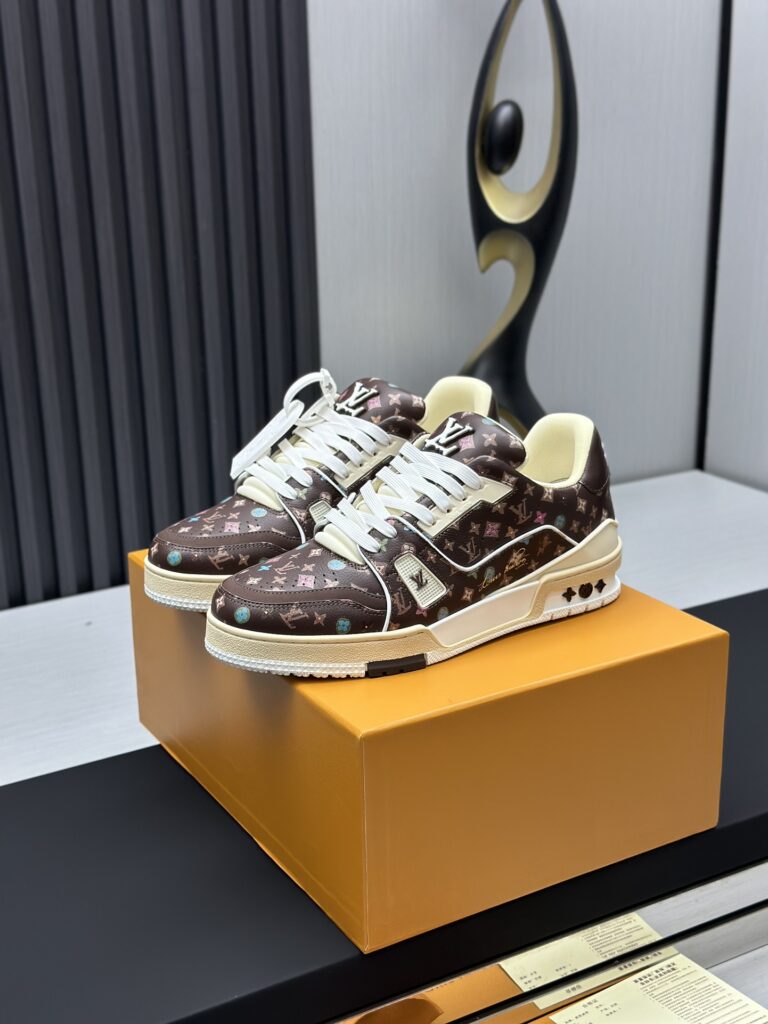 ルイ・ヴィトン「LV Trainer」クラシックシリーズ ファッショントレンドカジュアルスニーカー