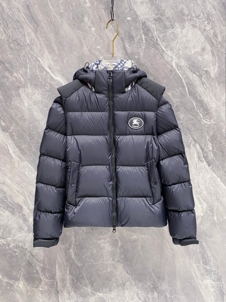 バーバリー「Burberry」秋冬着脱式袖＆フード付きダウンジャケット