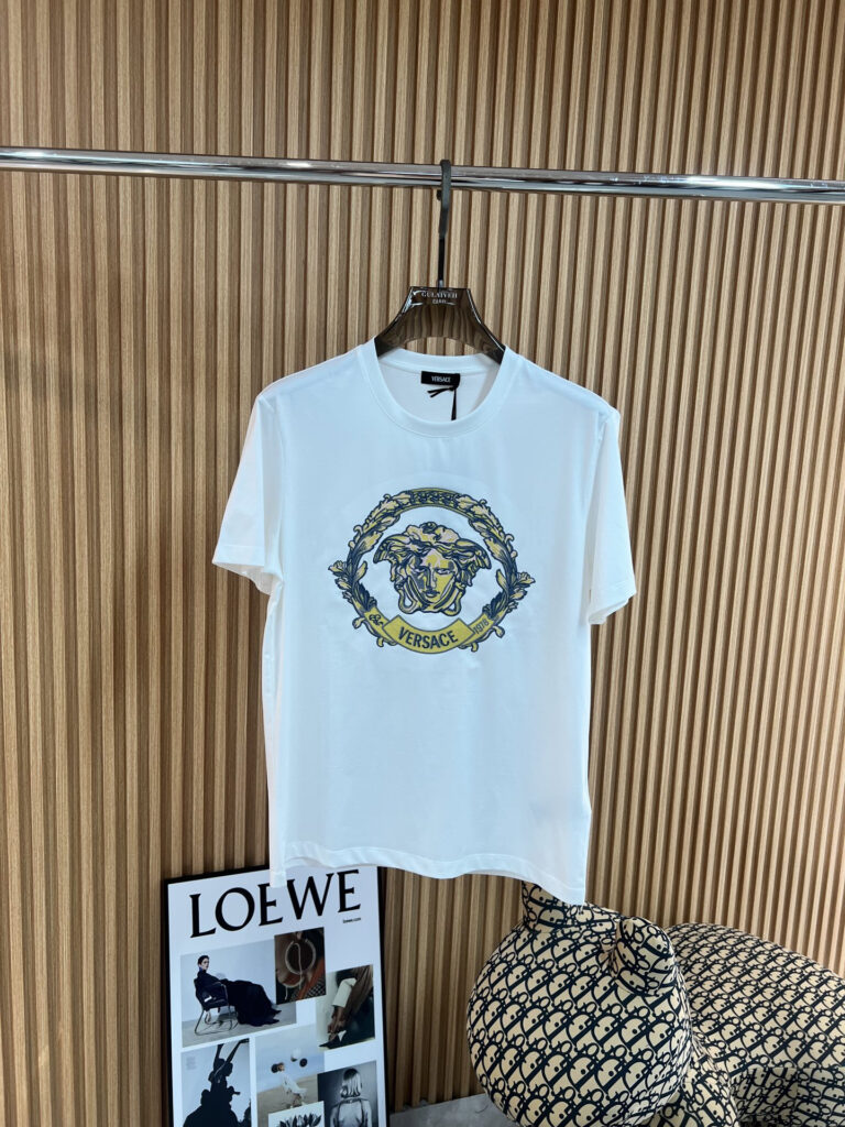 ヴェルサーチ Versace メドゥーサ1978 スワロフスキー刺繍Tシャツ