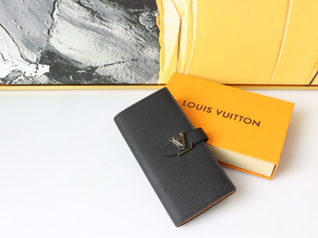 ルイ・ヴィトン LV ヴェルティカル ウォレット