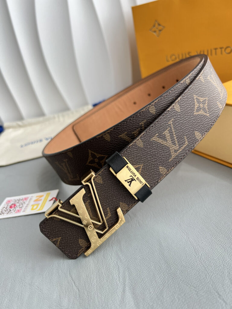 【新商品入荷】Louis Vuitton クラシックハイクオリティベルト「全長約 100cm」