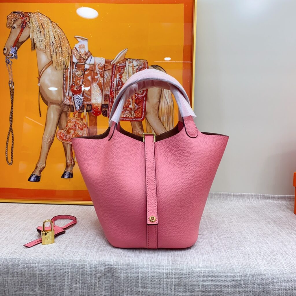 エルメス「Hermès」ピコタン ロック 18/22 バッグ「Picotin Lock bag」