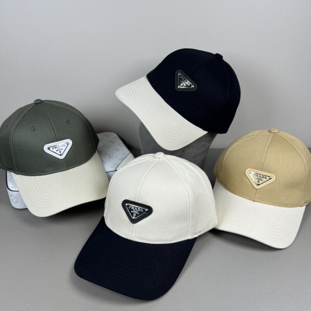 プラダ「Prada」 Re-Nylon Classic Baseball Cap