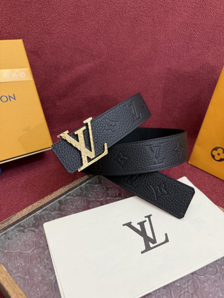 【日本未入荷】ルイヴィトン LV Dimension 両面使いベルト 40mm（全長約 100cm）