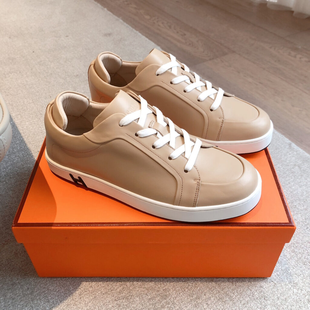 エルメス キッドシリーズ カジュアルスニーカー「Kid sneaker」