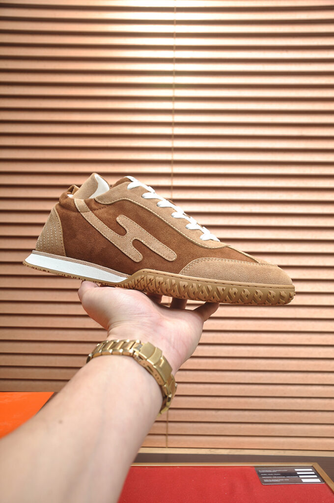 エルメス ジェットシリーズ カジュアルスニーカー「Jet sneaker」