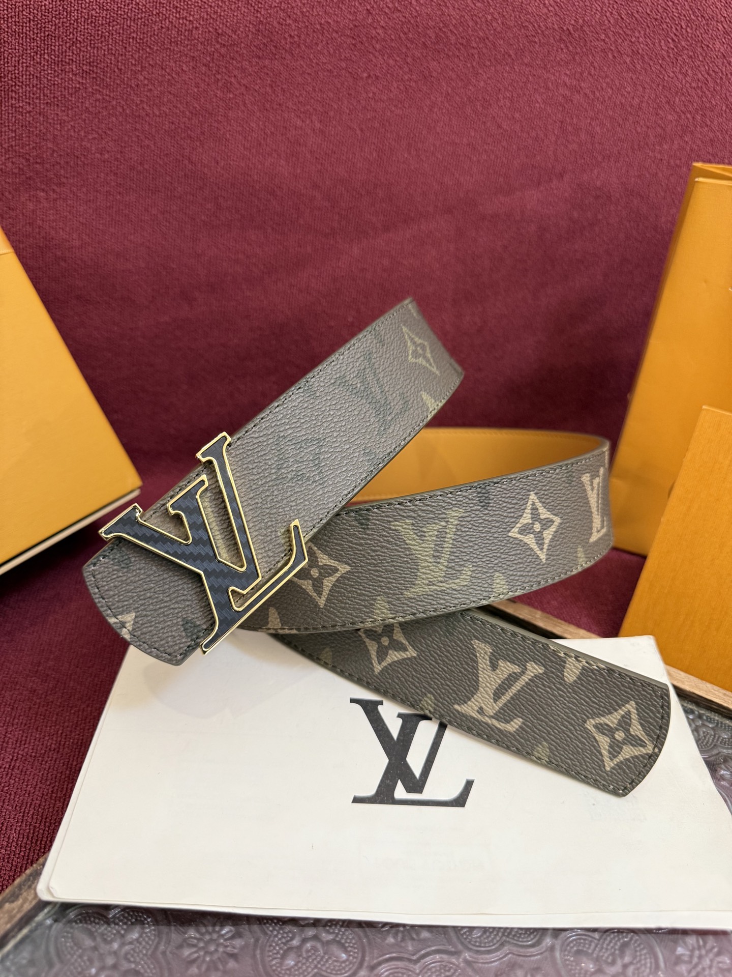 【日本未入荷】ルイヴィトン LV Dimension 両面使いベルト 40mm(全長約 100cm)
