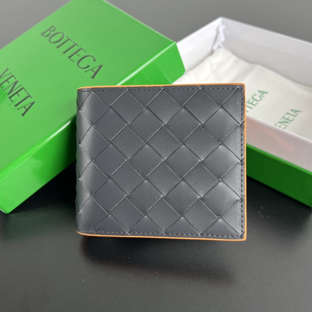 ボッテガ・ヴェネタ「Bottega Veneta」スモールウォレット レザー