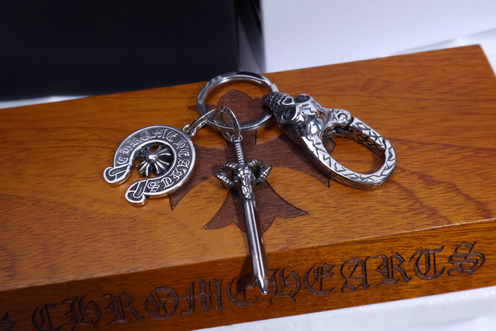 クロムハーツ「Chrome Hearts」キーホルダー&バッグチャーム - スタイルアイコン