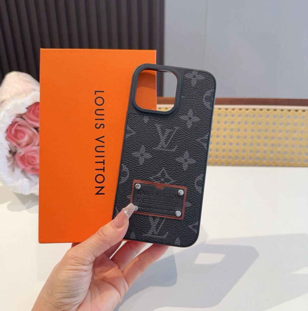 ルイ・ヴィトン新作 軽奢トレンドデザイン 万能合わせやすい iPhone 専用保護カバー