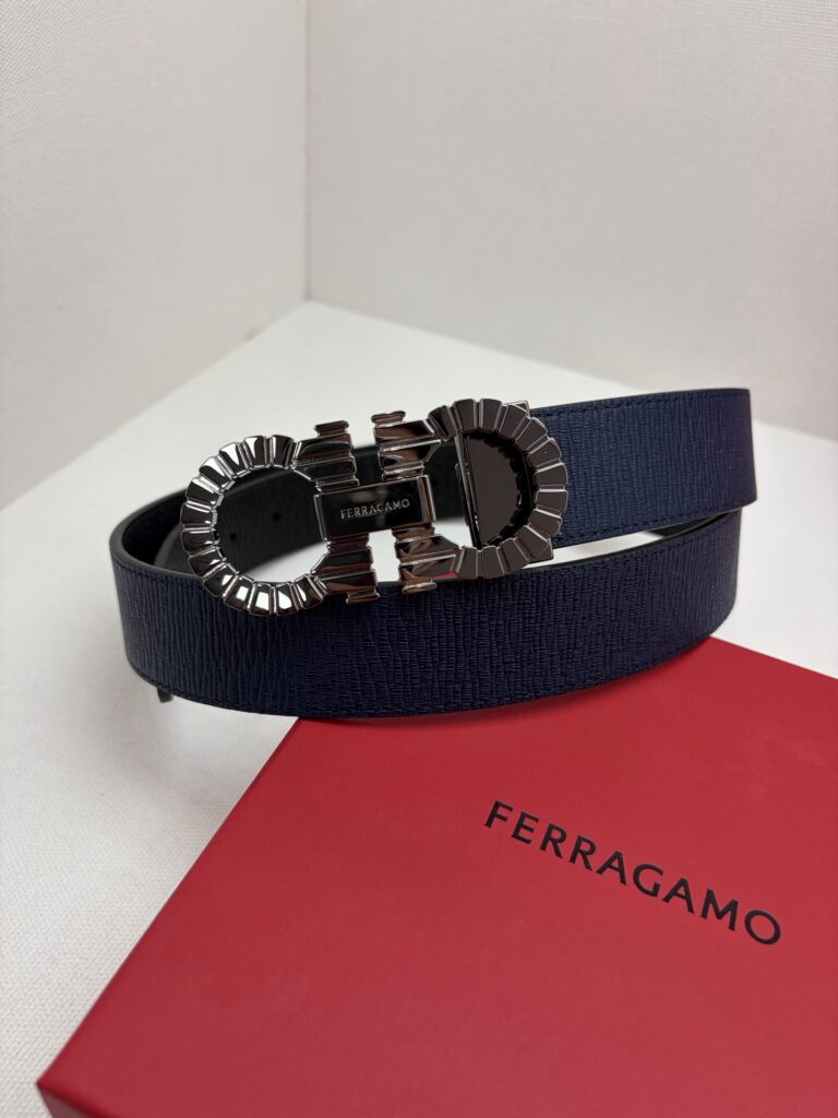 【新規倉庫入り】Salvatore Ferragamo 職人仕上げ高級ベルト「全長約 100cm」