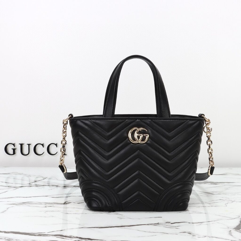 グッチ〔GGマーモント〕スモール/ミディアム トートバッグ「GG Marmont Bag」