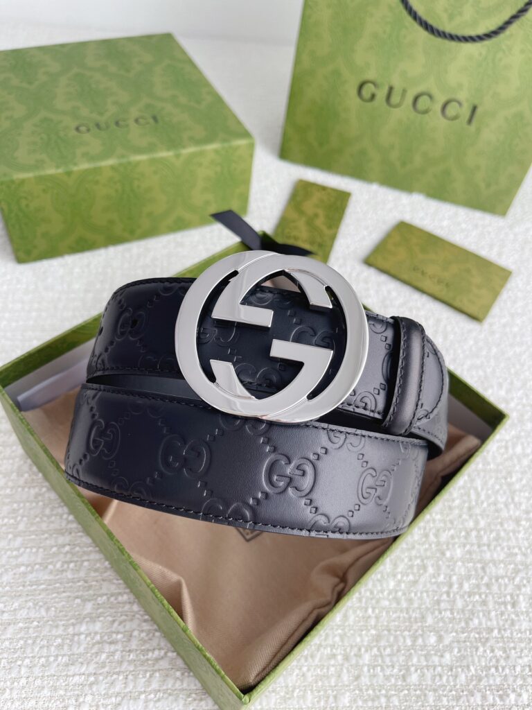 【在庫新登場】Gucci イタリアンテイストベルト「全長約 100cm」