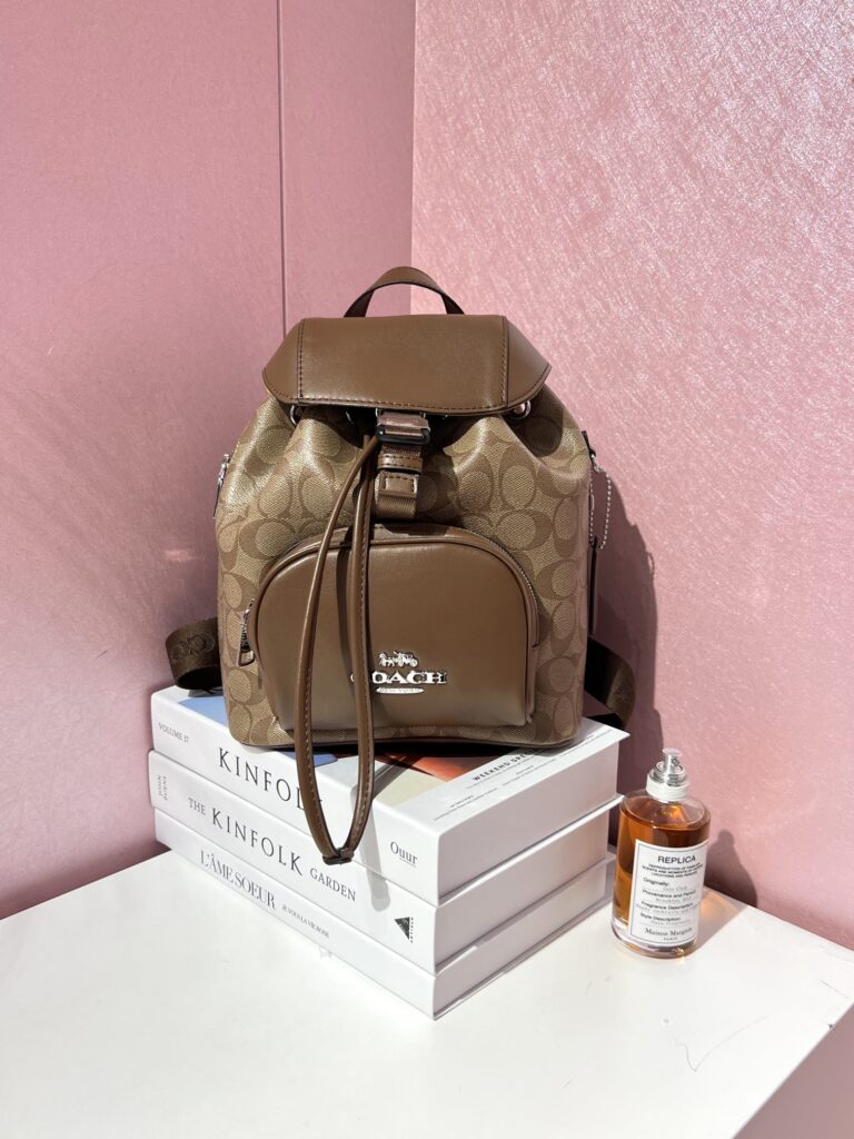 コーチ「Coach」PACER バックパック