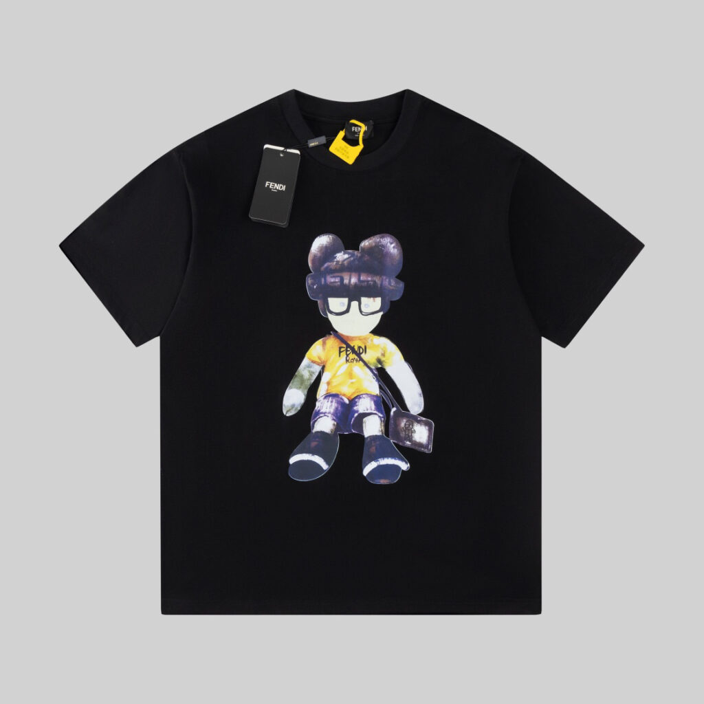 フェンディ Fendi 新作 プリントTシャツ