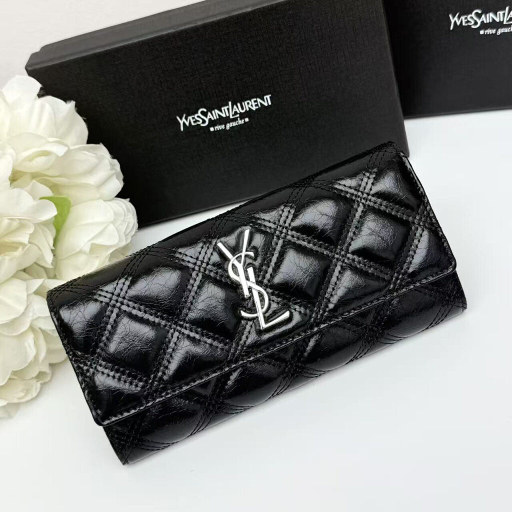 サンローラン「Saint Laurent」ジッパーウォレット