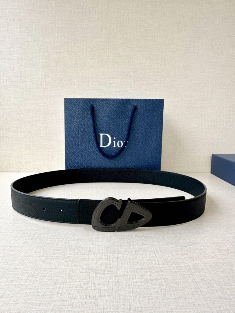【注目新作】Dior ビジネスカジュアルベルト「全長約 100cm」