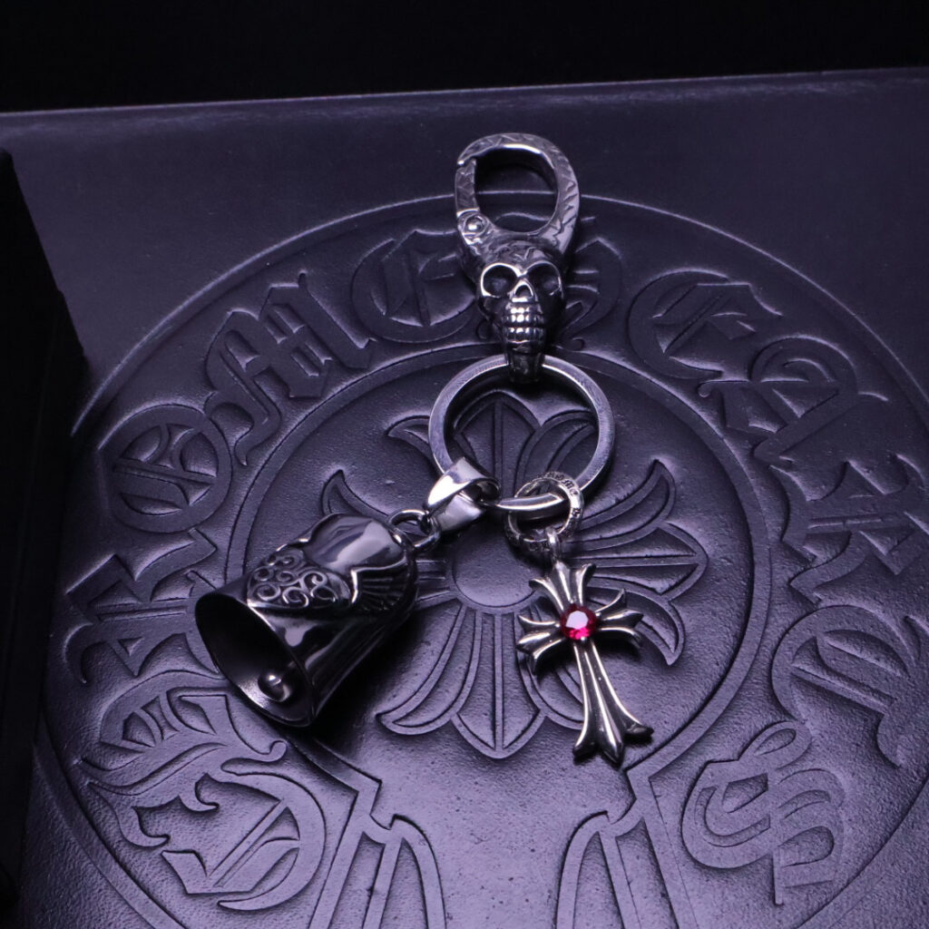 クロムハーツ「Chrome Hearts」キーホルダー＆バッグチャーム - トレンドシンボル