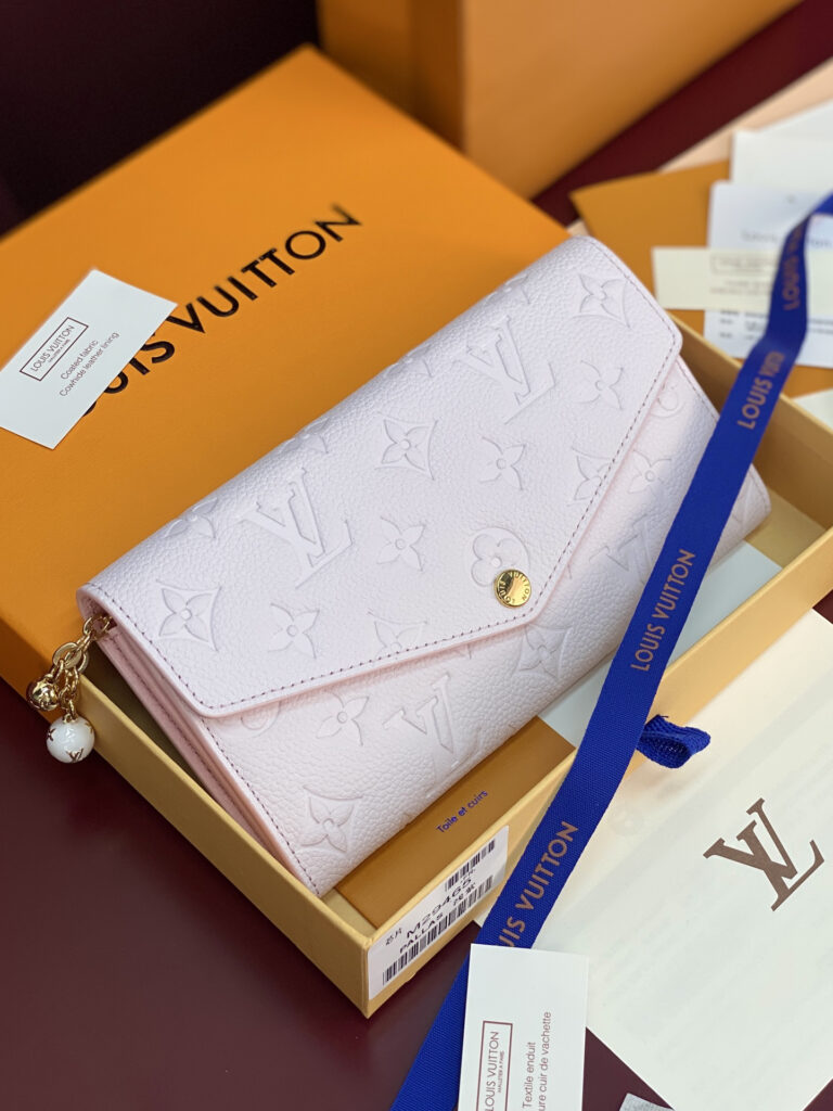 ルイ・ヴィトン スナップボタン長財布