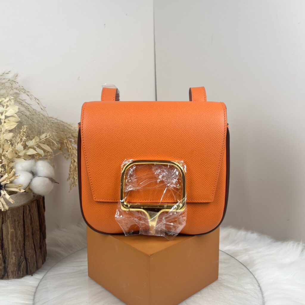 【厳選新入荷】エルメス Della Cavalleria Mini サドル金具クロスボディバッグ「乗馬モチーフ本革ショルダー」