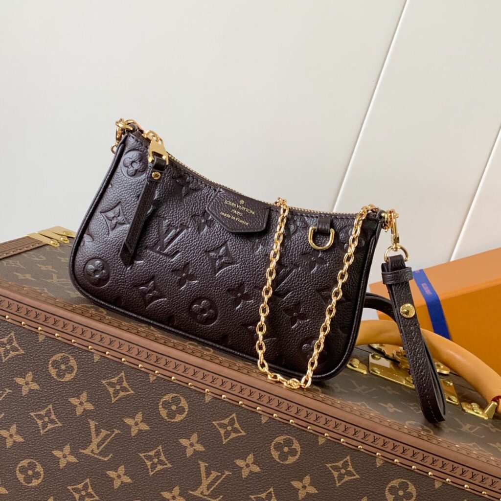 ルイ・ヴィトン「Louis Vuitton」 EASY POUCH ハンドバッグ チョコレート