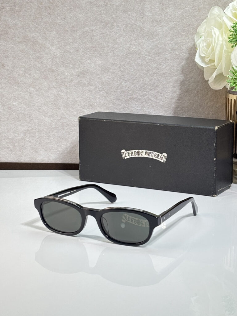 【希少新作】Chrome Hearts クロムハーツ ハードデザインサングラス「限定モデル」