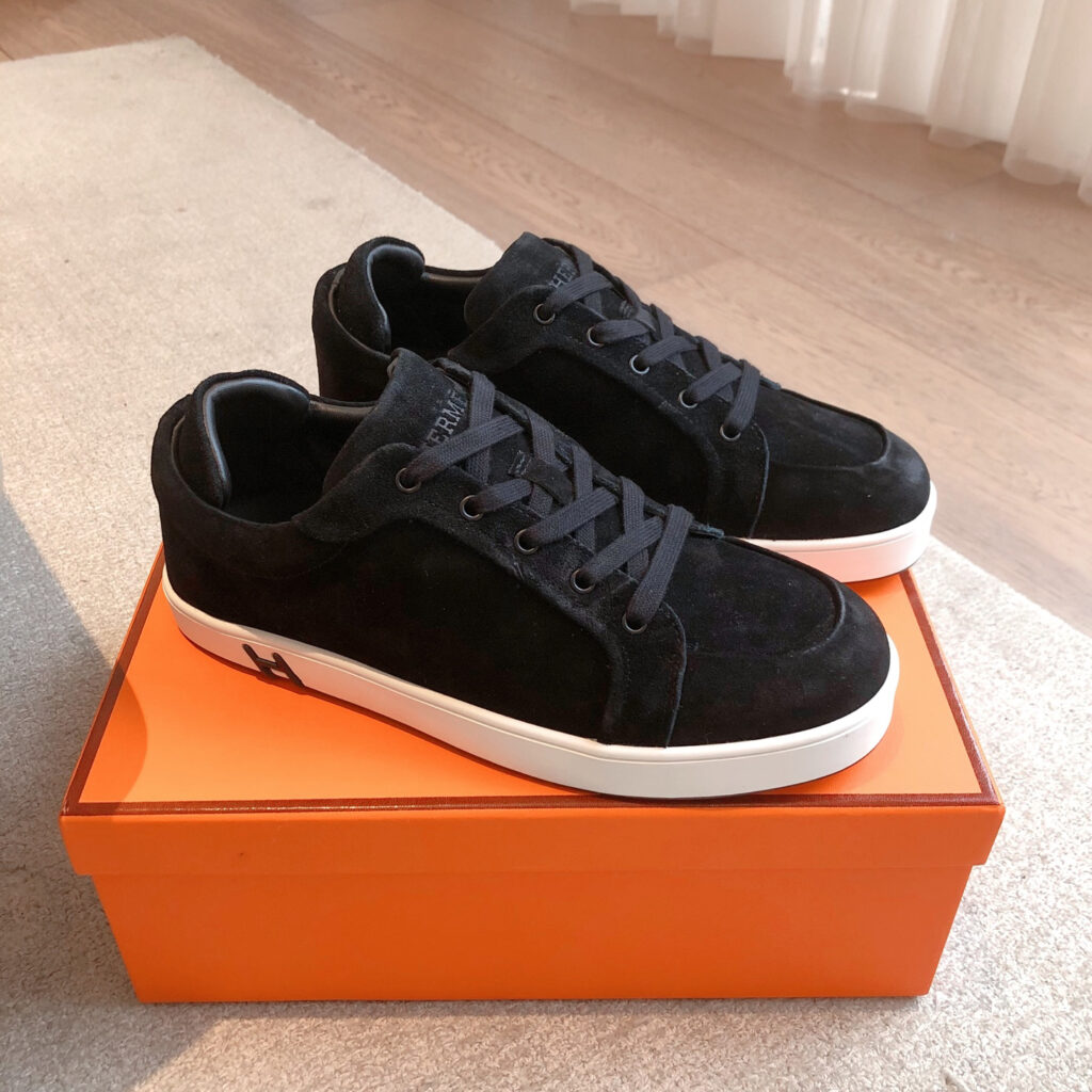 エルメス キッドシリーズ カジュアルスニーカー「Kid sneaker」