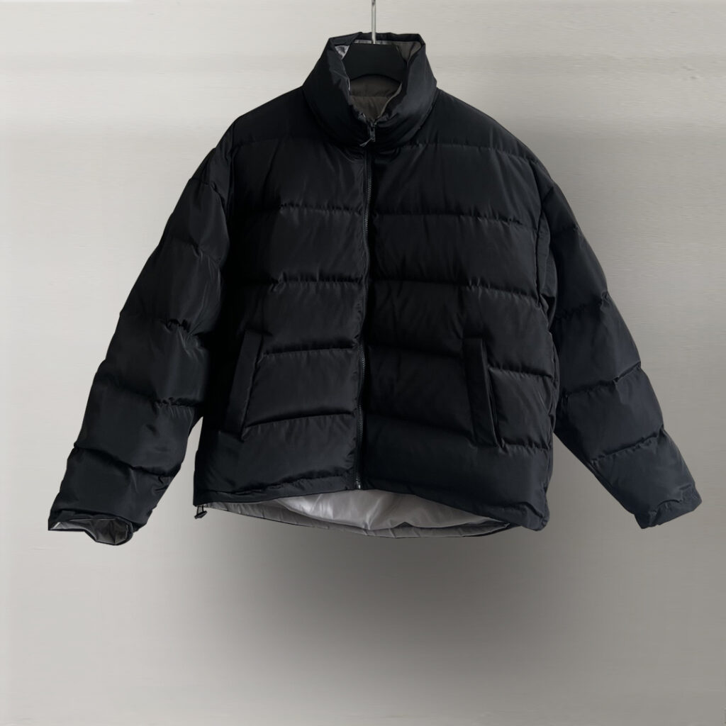 バレンシアガ「Balenciaga」2025FW リバーシブル スタンドカラー ダウンジャケット