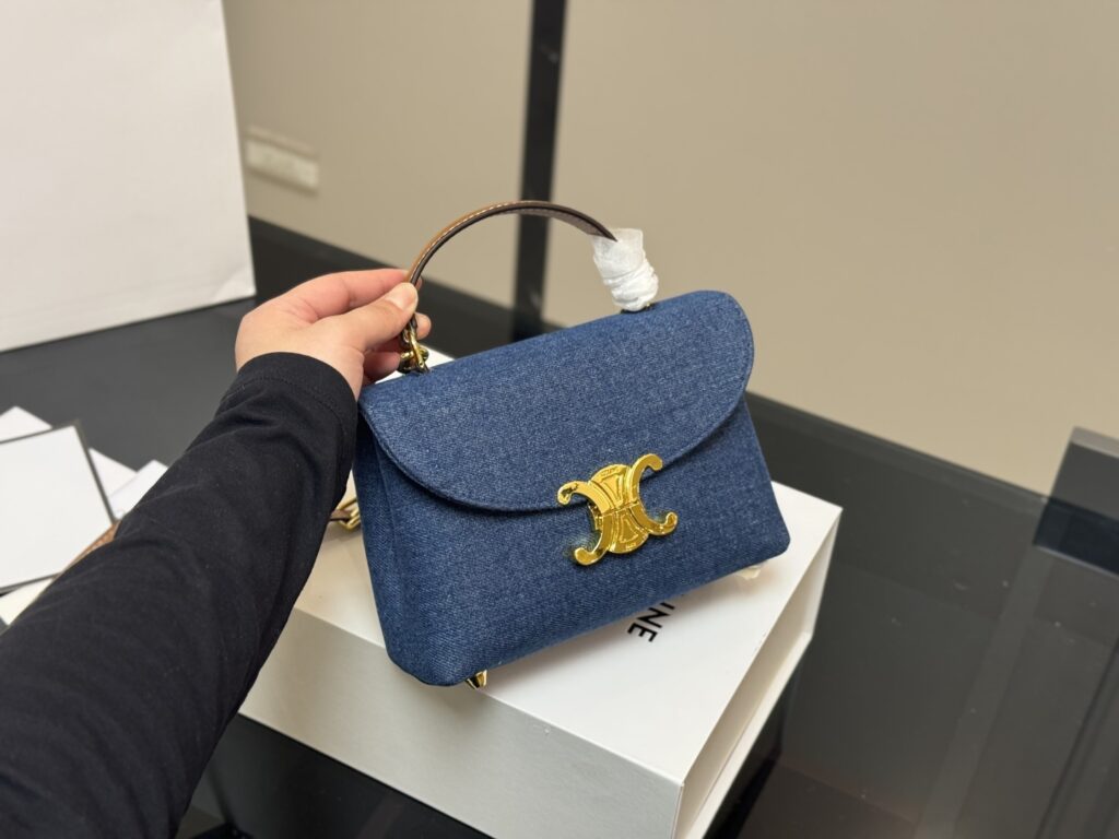 セリーヌ「Celine」TEEN NINOデニムのハンドバッグ