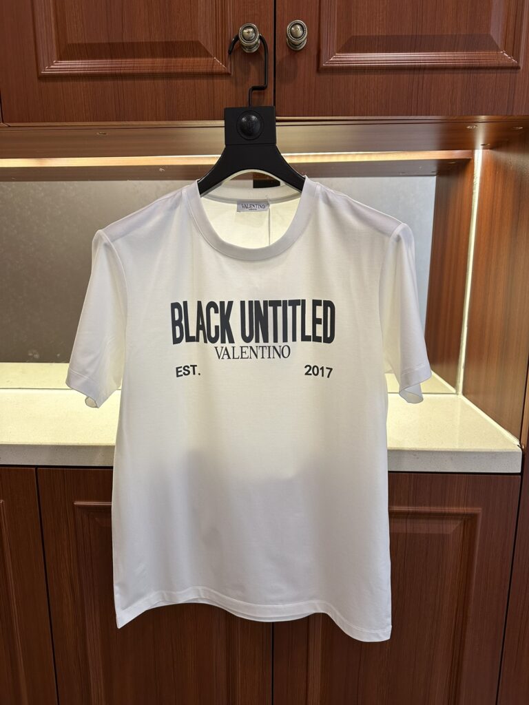 ヴァレンティノ Valentino クルーネック半袖Tシャツ