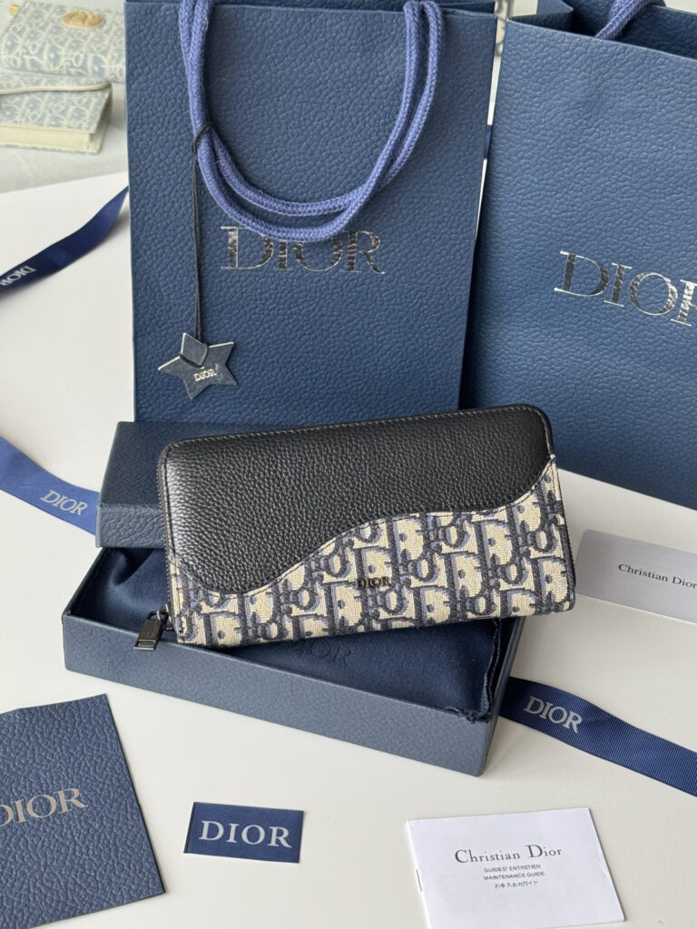 ディオール「Dior」ジップアラウンド ロングウォレット