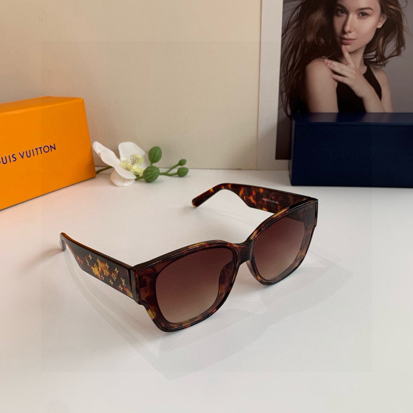 【新商品入荷】Louis Vuitton クラシックブランドサングラス「日常兼用アイウェア」