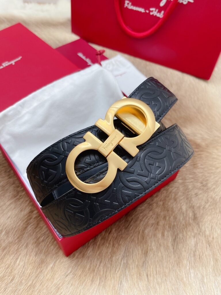 【新規倉庫入り】Salvatore Ferragamo 職人仕上げ高級ベルト「全長約 100cm」