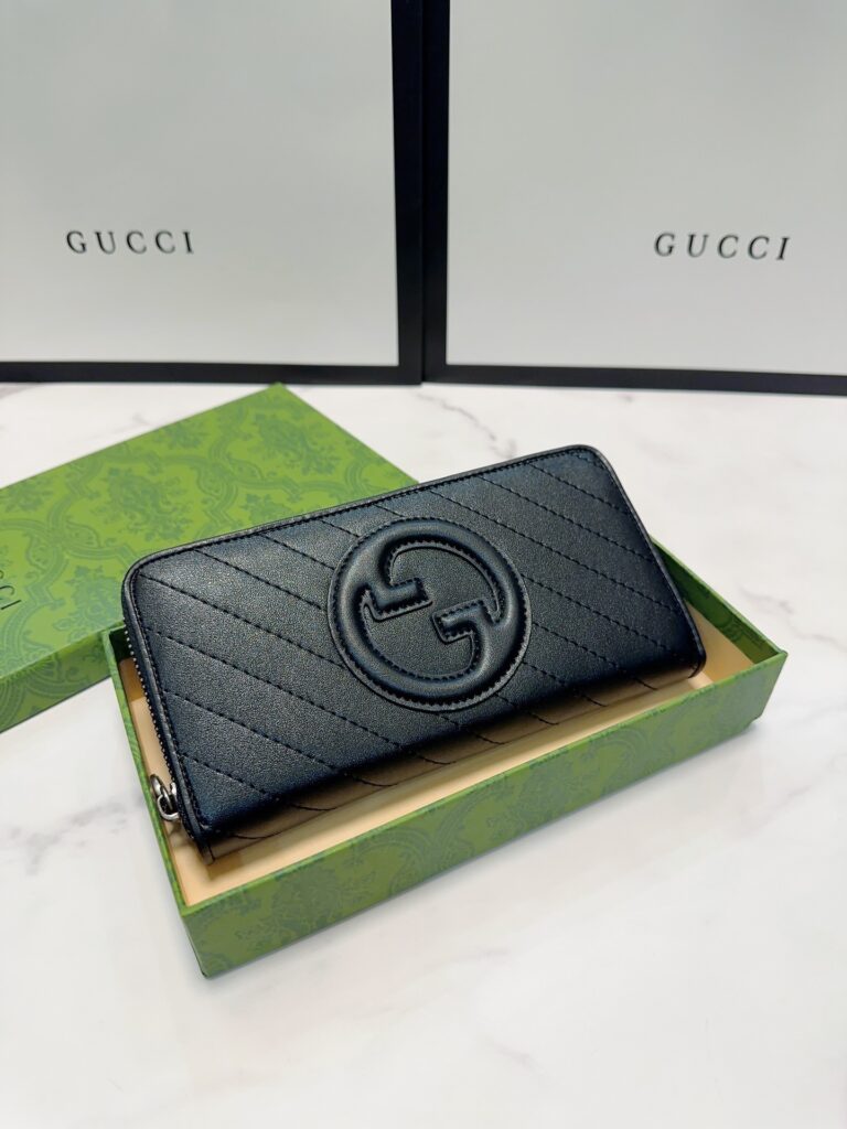 グッチ「Gucci」ジッパーウォレット