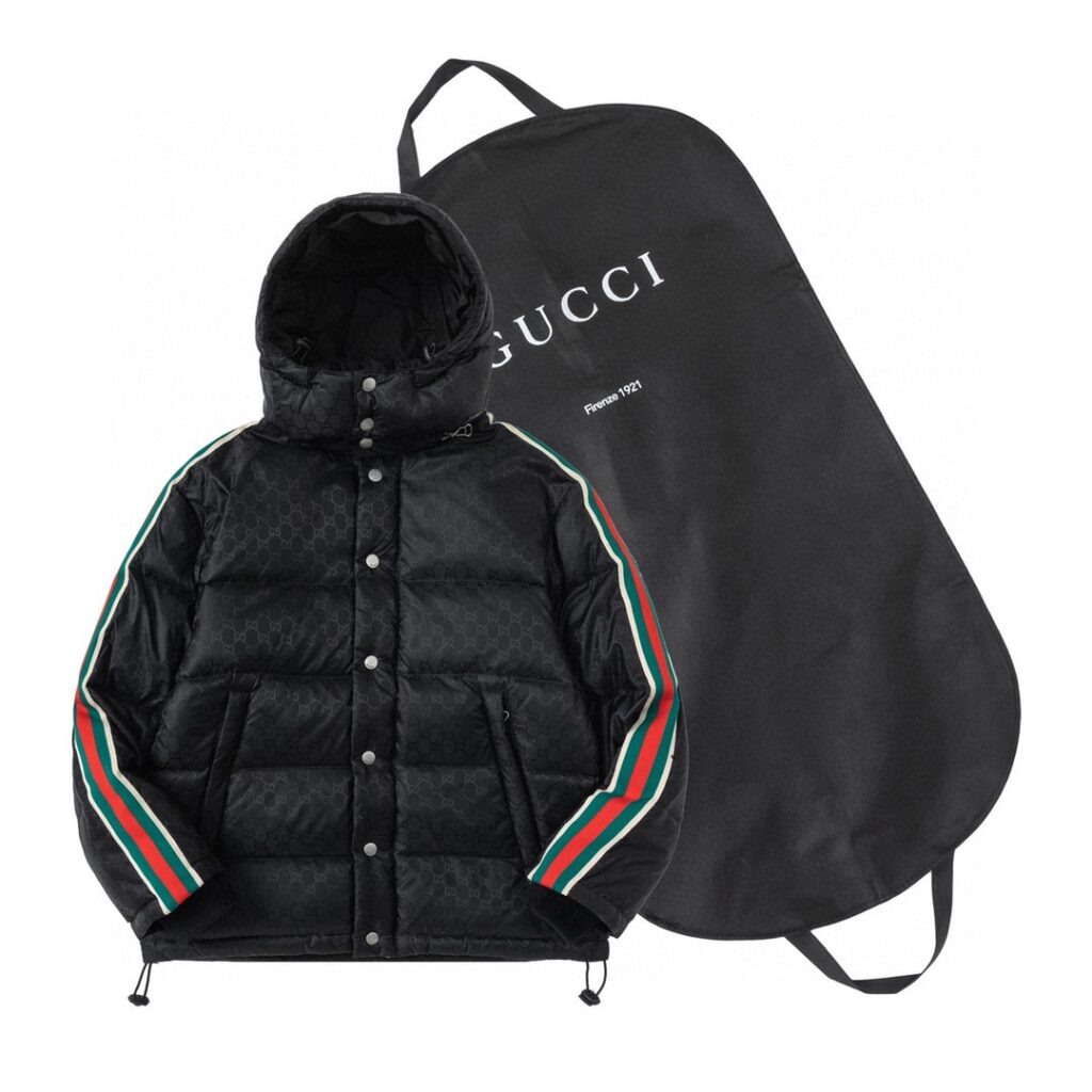 グッチ「Gucci」秋冬フード付きダウンジャケット
