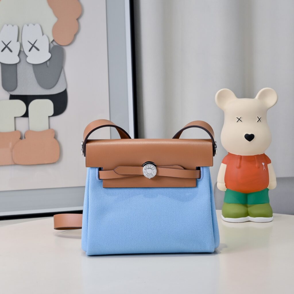エルメス ミニ ハーバッグ ジップ 20 バッグ「Mini Herbag Zip Bag」