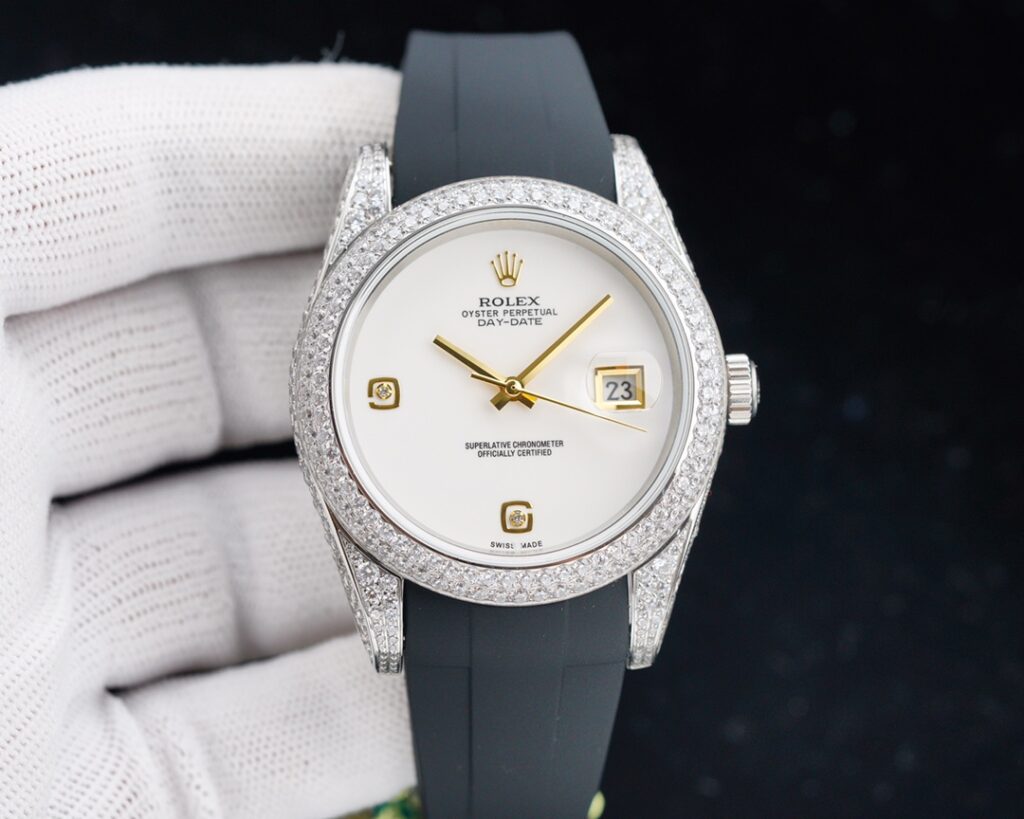 ロレックス［Rolex］デイトジャスト フルダイヤ ラグジュアリー 41MM