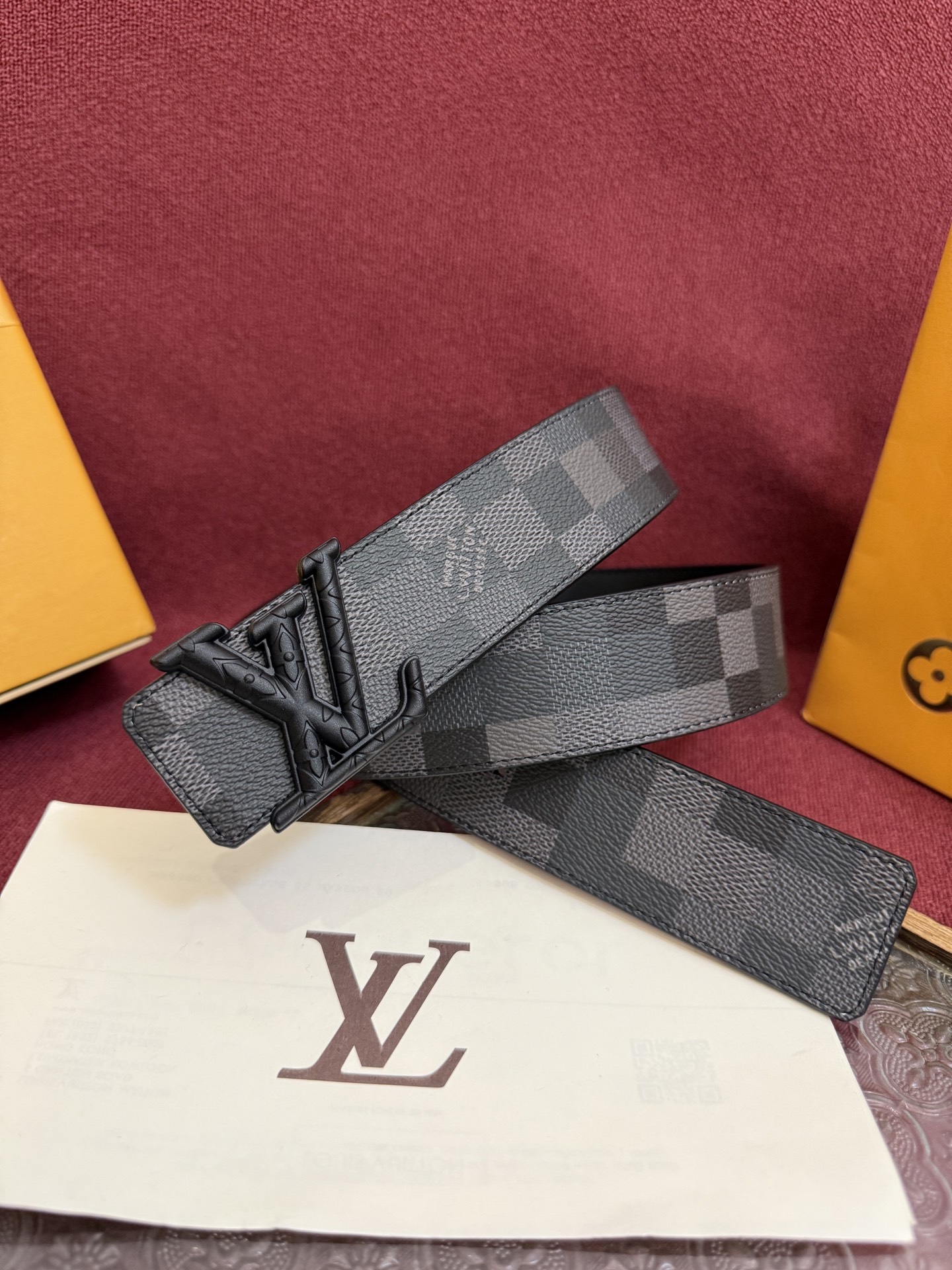 【日本未入荷】ルイヴィトン LV Dimension 両面使いベルト 40mm(全長約 100cm)