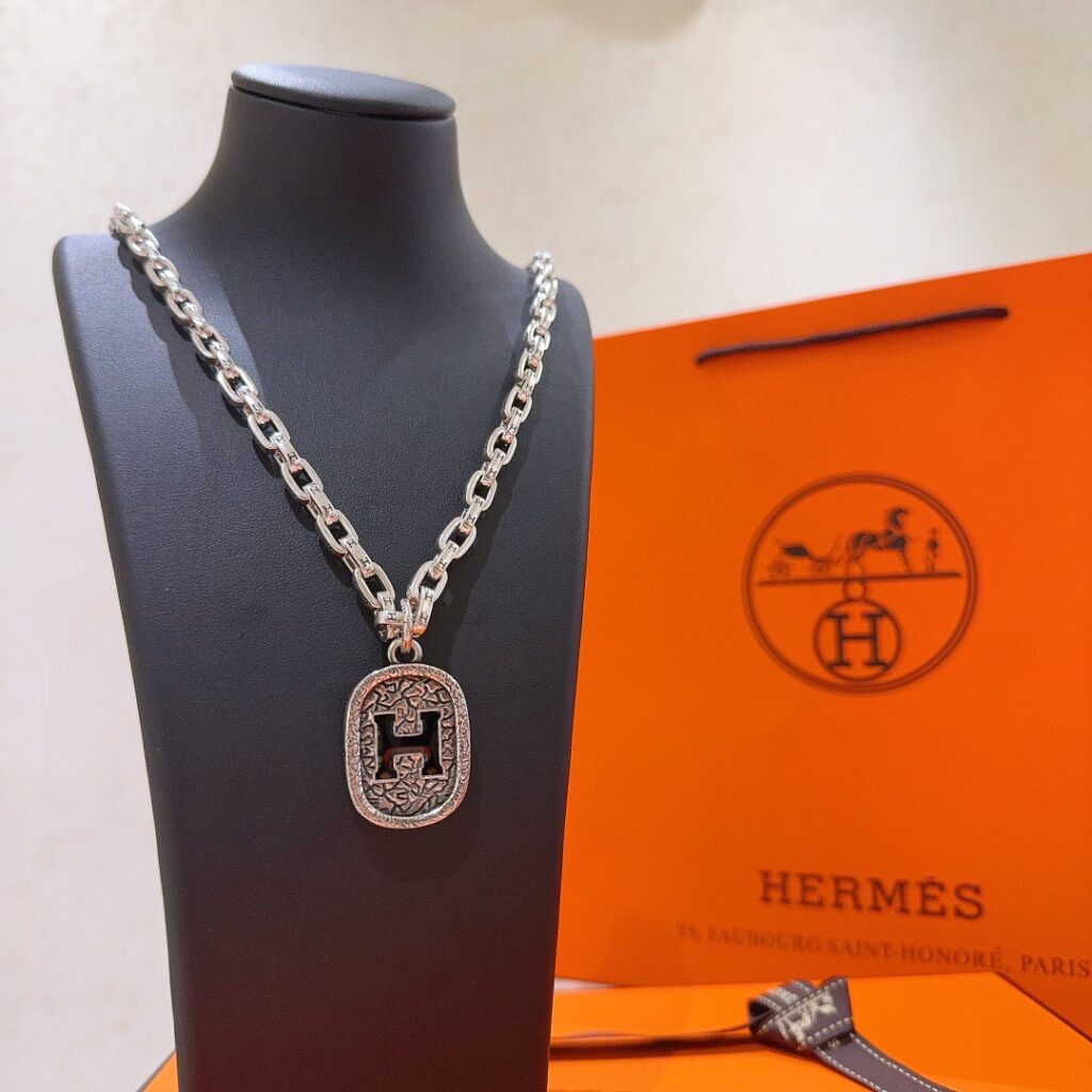 エルメス アイコニック＆クラシック ネックレス＆ペンダント コレクション