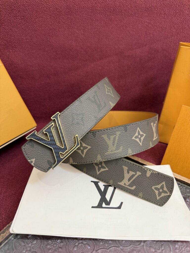 【日本未入荷】ルイヴィトン LV Dimension 両面使いベルト 40mm（全長約 100cm）