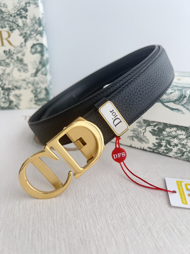 【注目新作】Dior ビジネスカジュアルベルト「全長約 100cm」