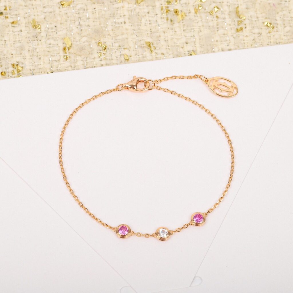 カルティエ「Cartier」トライアングル ダイヤモンド ブレスレット18.5-20.5CM