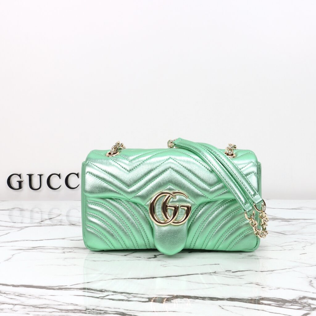 グッチ〔GGマーモント〕ミディアム ショルダーバッグ「GG Marmont Bag」