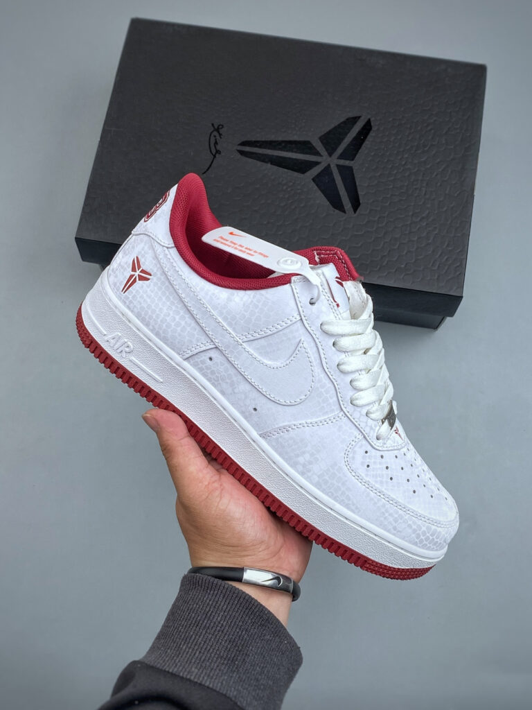 ナイキ エア フォース 1 トレンドスニーカー「Nike Air Force 1」