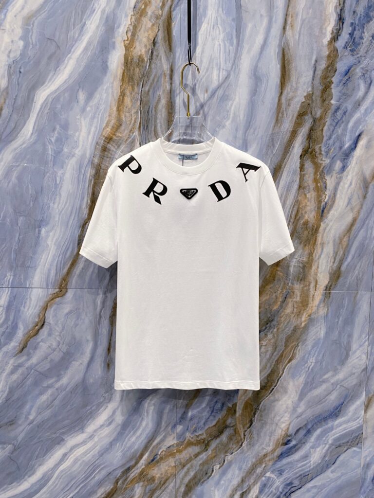 プラダ「Prada」2025春夏 ヘビーウェイトコットン ロゴ植毛半袖Tシャツ
